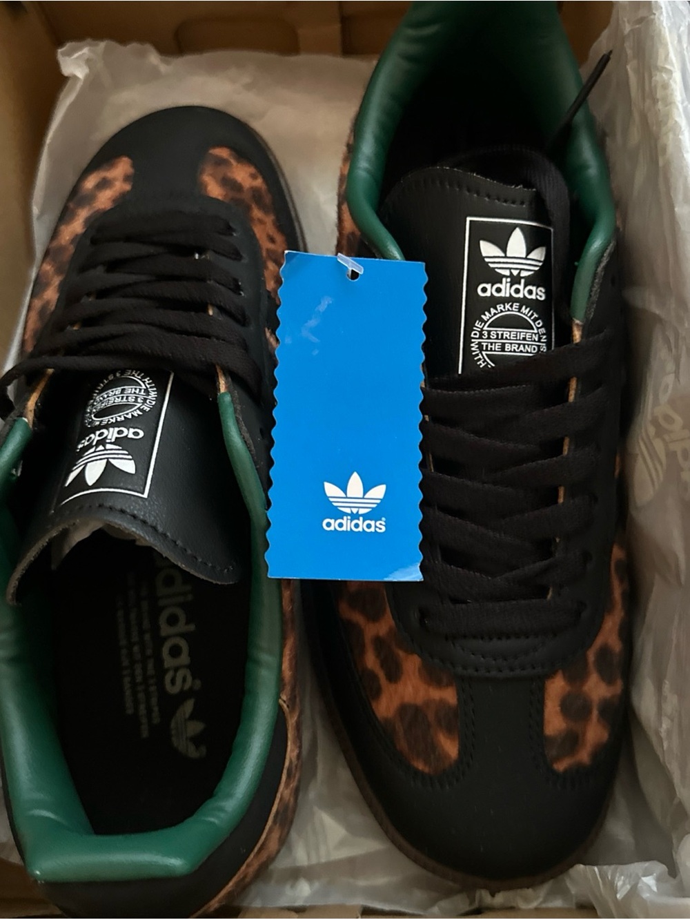 adidas Originals Samba OG in Black/Green/Crew White
